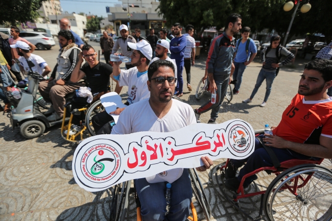 Filistinli engelliler İsrail hapishanelerindeki Filistinli hasta mahkumlar için yarıştı