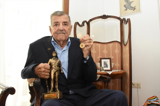 Şehabettin Akkın 68 yıl sonra gazi madalyasına kavuştu