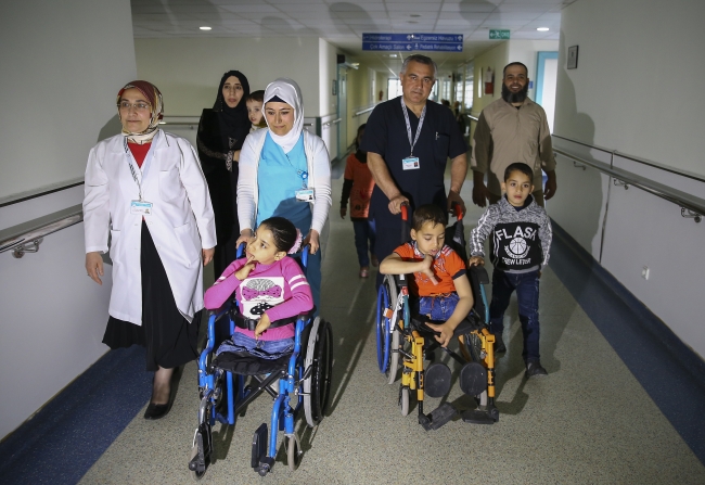 Filistinli engelli kardeşler için Türkiye seferber oldu