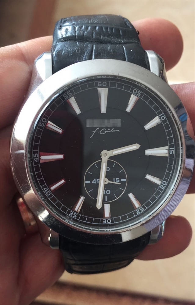 Hücre evinde FETÖ elebaşı imzalı saat bulundu