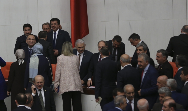 Seçim teklifi 386 oyla TBMM'de kabul edildi