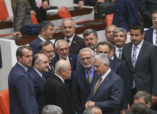 Seçim teklifi 386 oyla TBMM'de kabul edildi