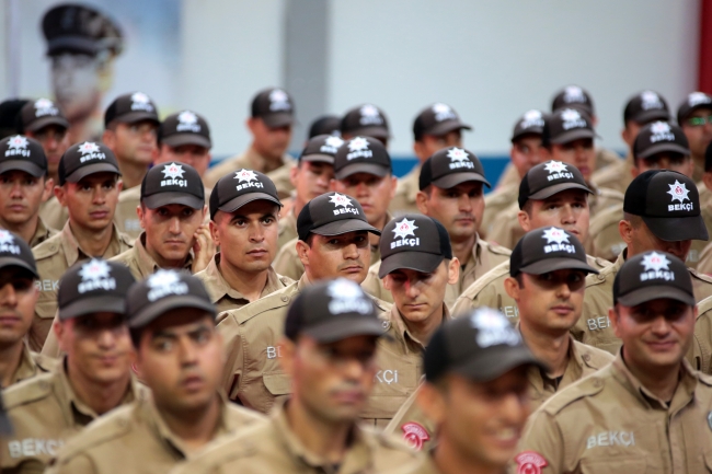 Mersin'de 500 çarşı ve mahalle bekçisi yemin ederek göreve başladı