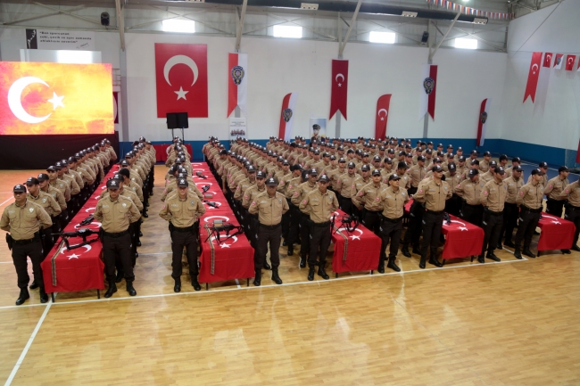 Mersin'de 500 çarşı ve mahalle bekçisi yemin ederek göreve başladı