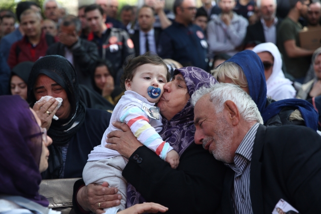 Şehit itfaiyeci Taner Çebi, İstanbul'da son yolculuğuna uğurlandı