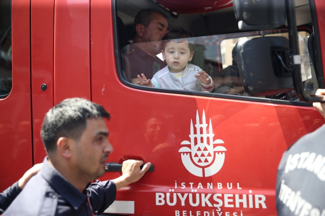 Şehit itfaiyeci Taner Çebi, İstanbul'da son yolculuğuna uğurlandı