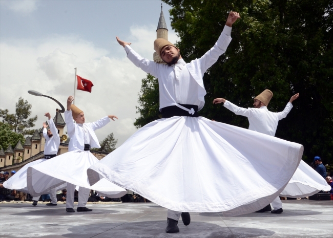 Mevlana'nın Konya'ya gelişinin 790'ıncı yılı kutlandı