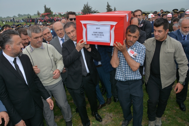 Şehit Astsubay Cemil Erkek, son yolculuğuna uğurlandı