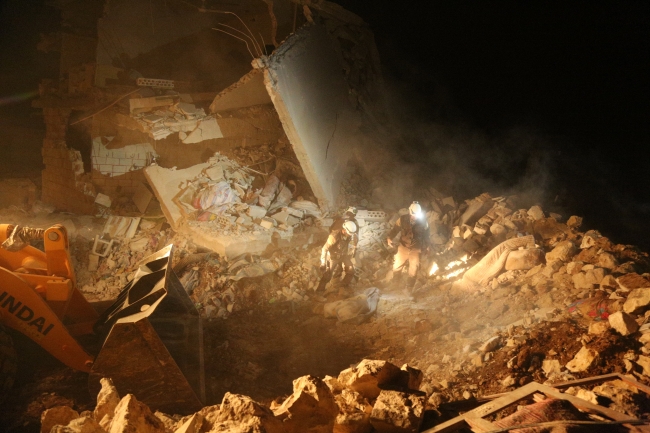 İdlib'e hava saldırısı: 6 ölü, 12 yaralı