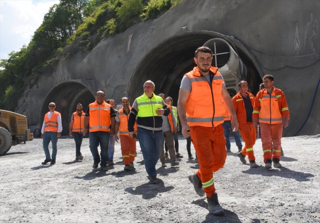Yeni Zigana Tüneli işçilerin emekleriyle ilerliyor