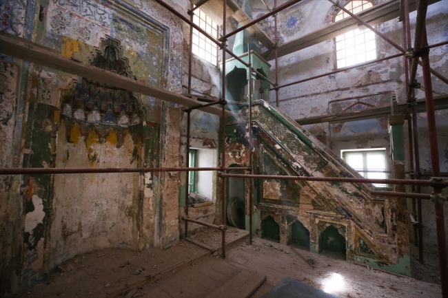 Bosna'daki Osmanlı camilerini Vakıflar Genel Müdürlüğü ayağa kaldırıyor