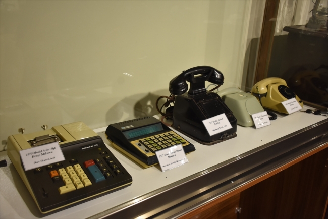 Kars Eğitim Tarihi Müzesi ziyaretçilerini geçmişte yolculuğa çıkarıyor