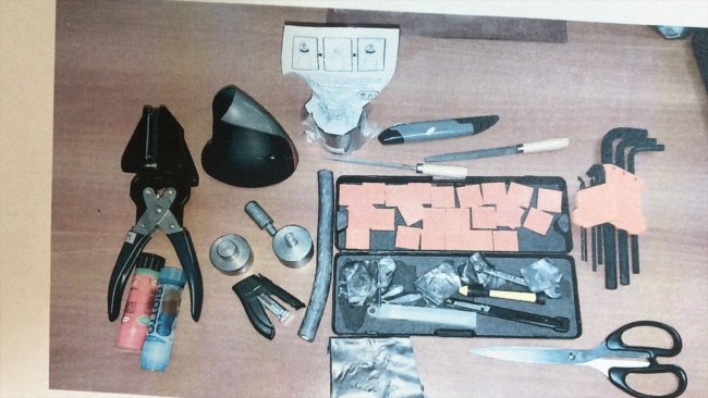 FETÖ şüphelisinin evinden 49 milyon vatandaşın seçmen kütüğü çıktı