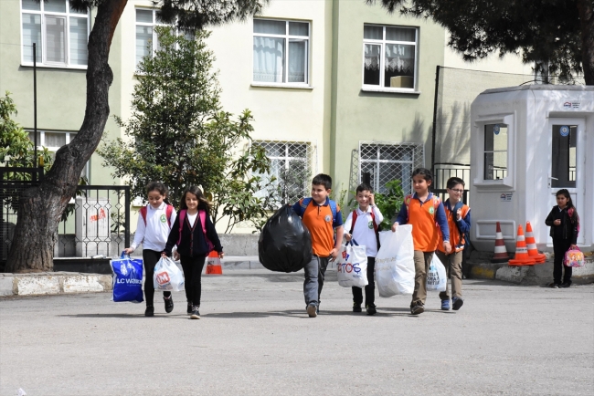 Ordu'da ilkokul öğrencilerinden 2 tonluk geri dönüşüm