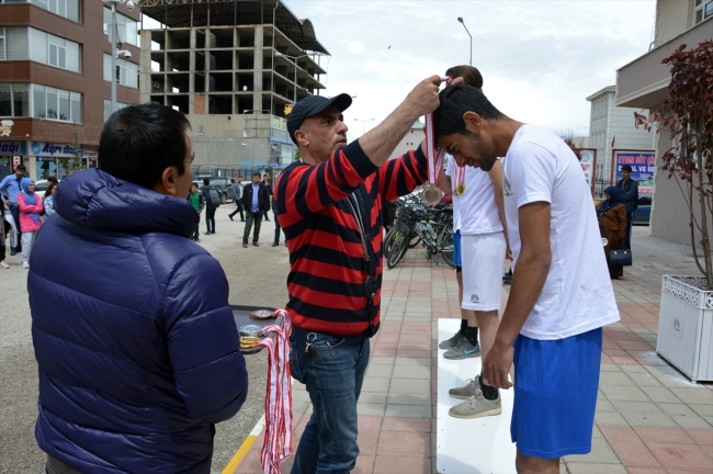 Doğubayazıt'ta Halk Koşusu ve Bisiklet Şenliği