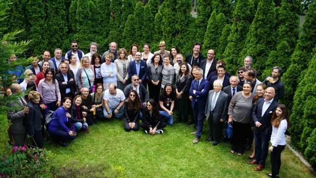 "Üsküp ve Berlin'de Devlet Tiyatrosu bölgesi kurmak istiyoruz"