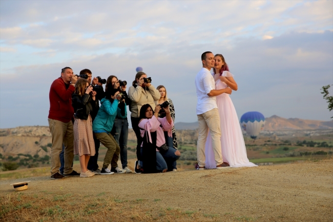 Turistlerin düğün fotoğrafı için favori mekanı: Kapadokya