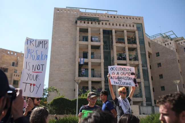 İsrail polisinden Kudüs’teki büyükelçilik protestosuna müdahale