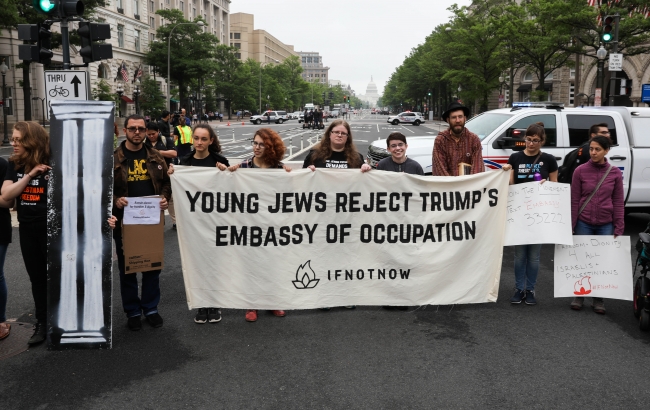 ABD dünyanın dört bir yanında protesto edildi