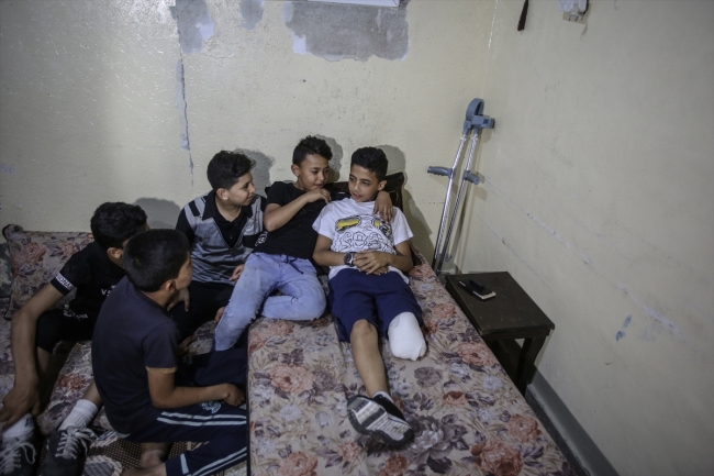 11 yaşındaki Gazzeli Nevfel: Bacağımı kaybedecek hangi suçu işledim?
