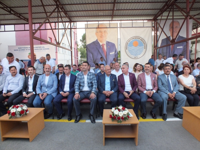 Mersinli çiftçilere ceviz soyma ve tırpan makinesi dağıtıldı