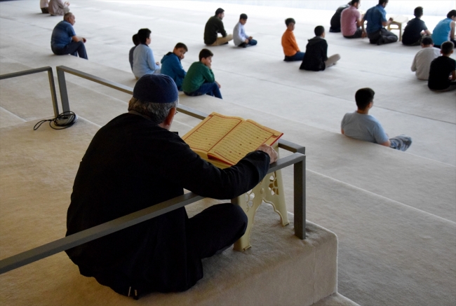 Ödüle doymayan modern yeraltı camisi: Sancaklar Camii