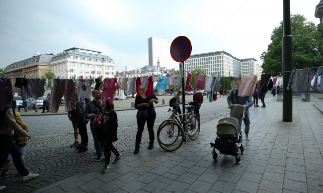 Belçika'da yüzlerce kişi polis şiddetini protesto etti