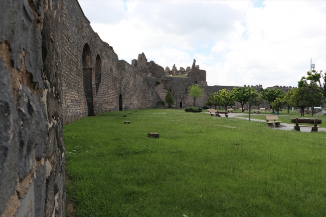 Turizmde kabuğunu kıran Diyarbakır'a "Altın Elma" ödülü