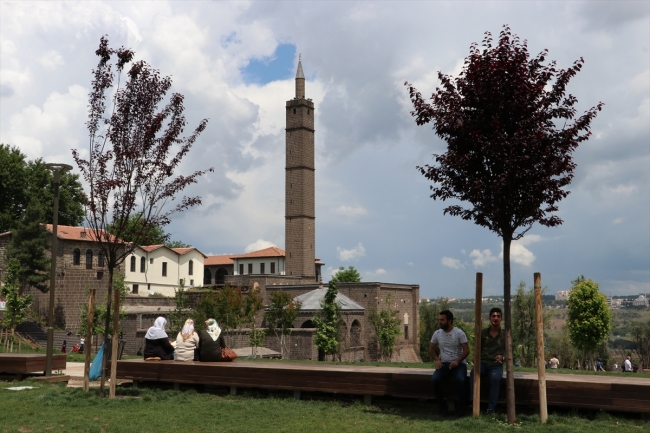 Turizmde kabuğunu kıran Diyarbakır'a "Altın Elma" ödülü