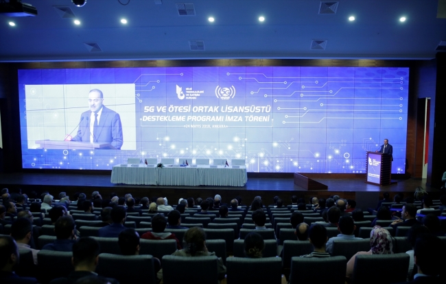 Bilişim çalışmaları yapan lisansüstü öğrencileri firmalar destekleyecek