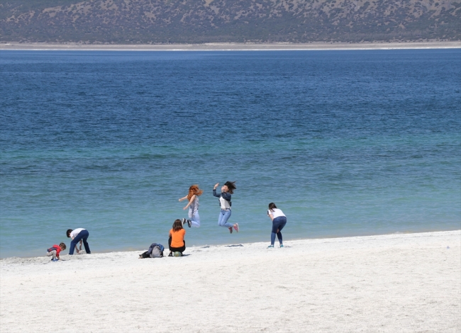Türkiye'nin Maldivleri "Salda Gölü" yaza hazır
