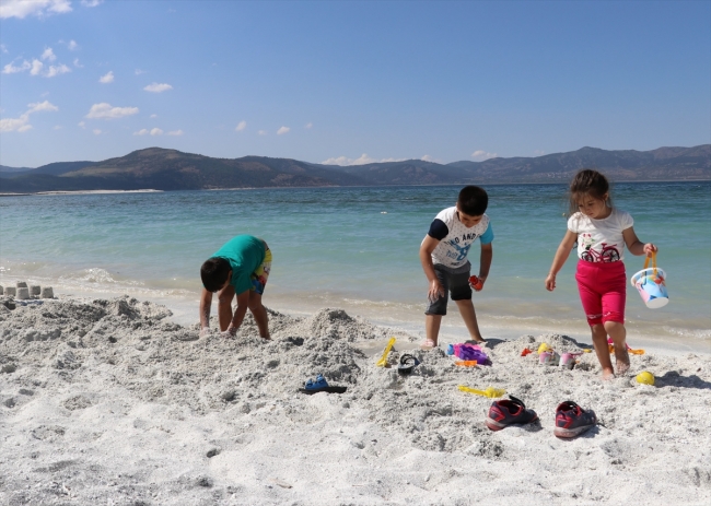 Türkiye'nin Maldivleri "Salda Gölü" yaza hazır