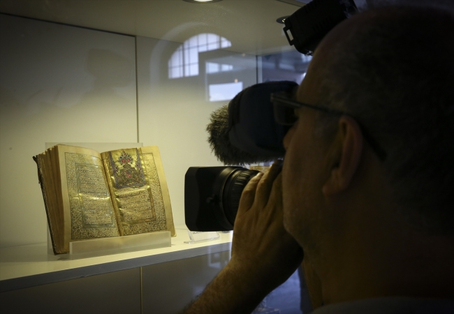Hazreti Muhammed’in mukaddes hatıraları Etnografya Müzesi'nde sergileniyor