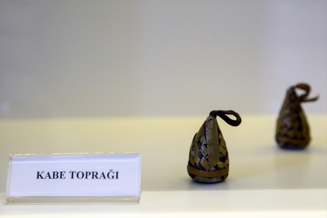 Hazreti Muhammed’in mukaddes hatıraları Etnografya Müzesi'nde sergileniyor