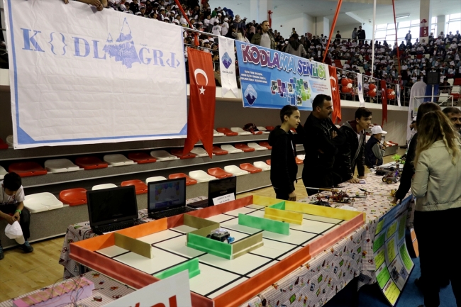 Ağrı'da 'Kodlama Şenliği' yoğun ilgi gördü
