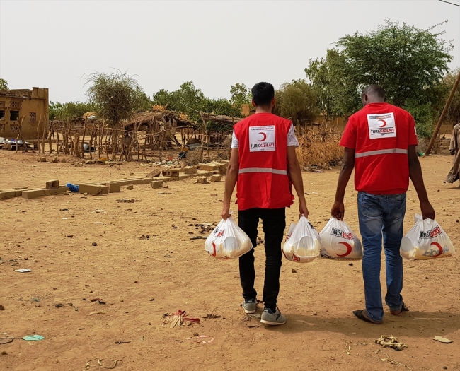 Kızılay'dan Senegal'de 7 bin aileye Ramazan yardımı
