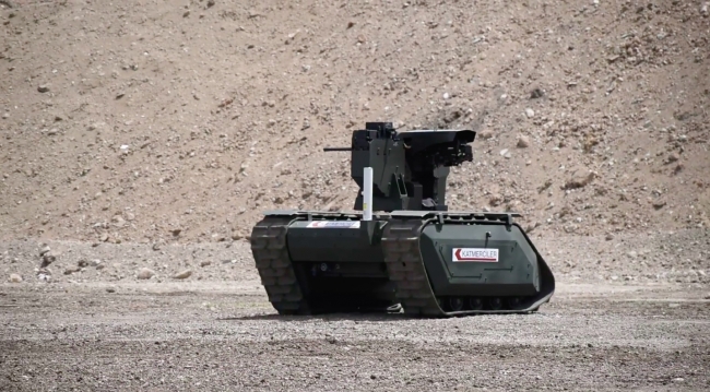 Türkiye'nin insansız kara aracı UKAP göreve hazır