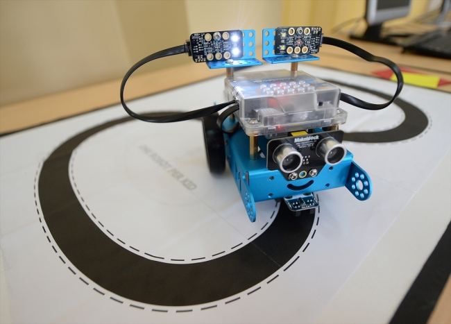 Ortaokul öğrencisi "akıllı elektrikli araba" tasarladı