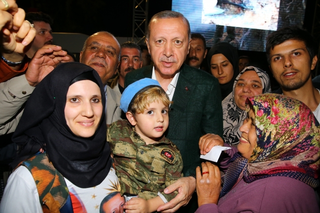 Cumhurbaşkanı Erdoğan'dan astsubaylara müjde