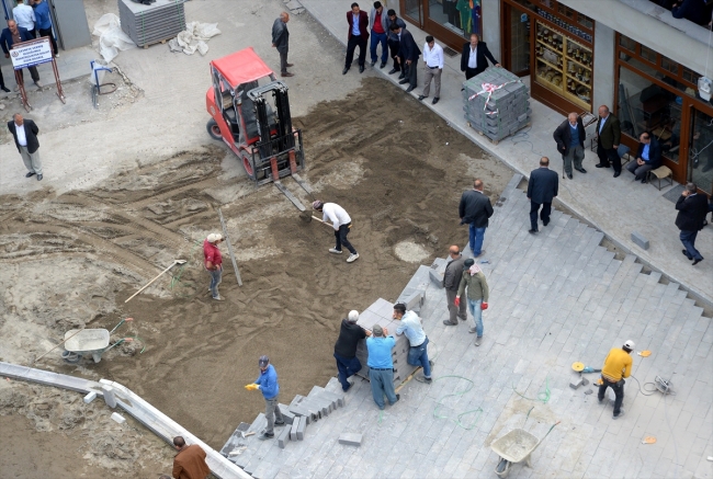 Bitlis sokak sağlamlaştırma çalışmalarıyla tarihi kimliğine kavuşuyor