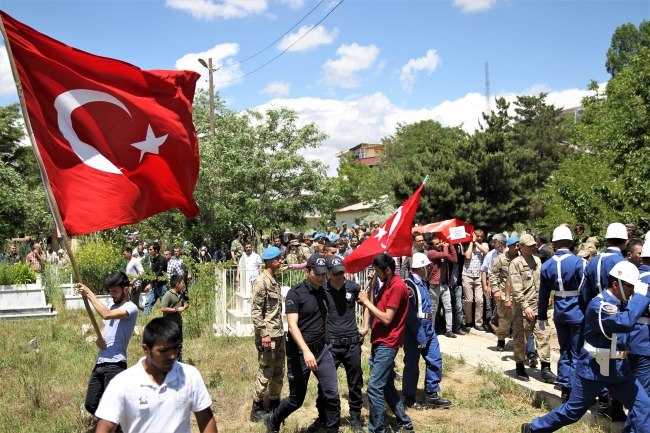 Şehit Uzman Çavuş Uğur Sağlam son yolculuğuna uğurlandı