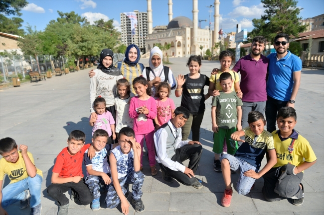 Mardin'de şeker yağmuru