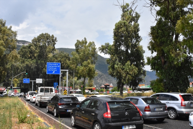 Tatilciler dönüş yolunda
