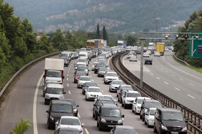 Tatilciler dönüş yolunda