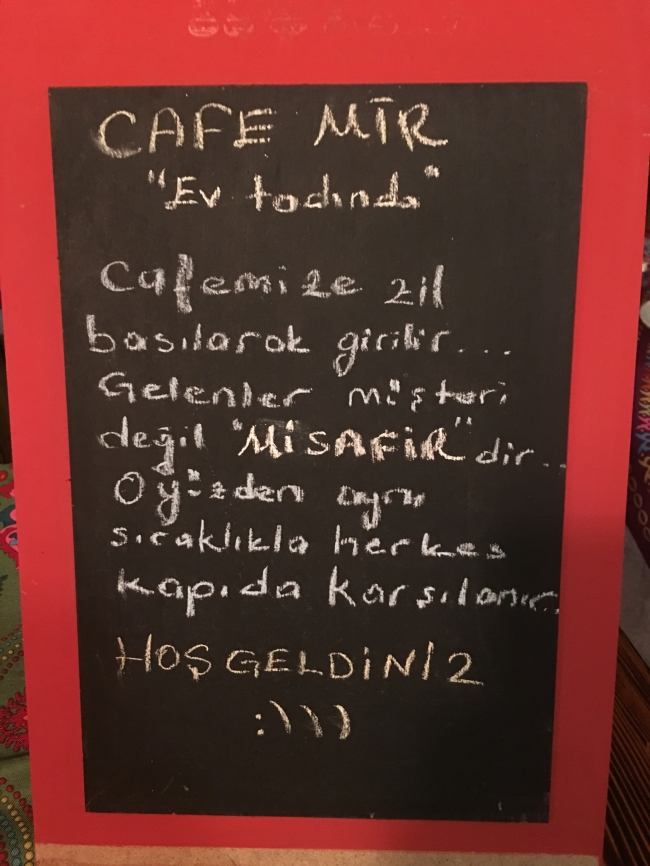 Eskişehir'de müşteri değil 'misafir' ağırlayan kafe