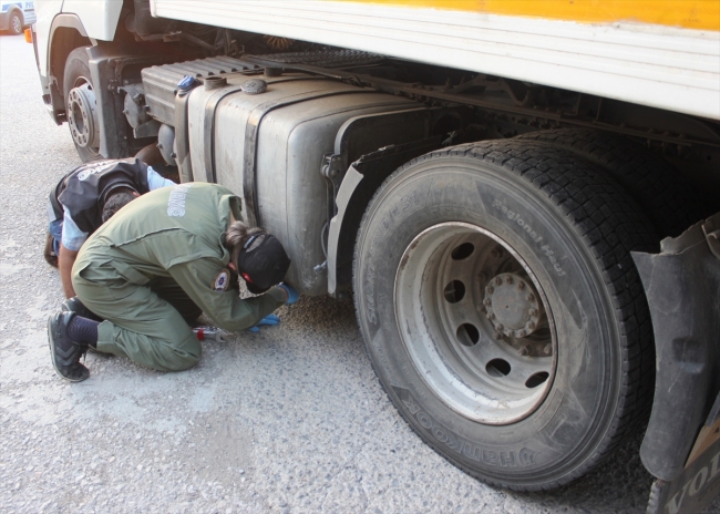 Yakıt deposunda 125 kilogram eroin ele geçirildi