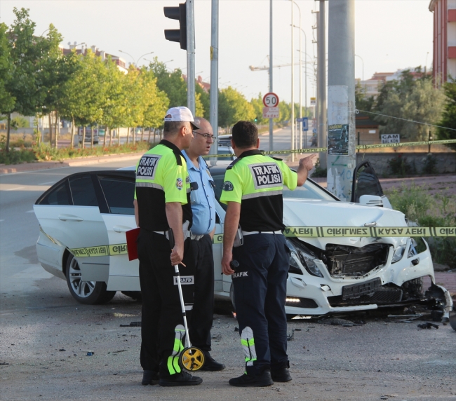 Konya'da trafik kazası: 1 ölü, 2 yaralı