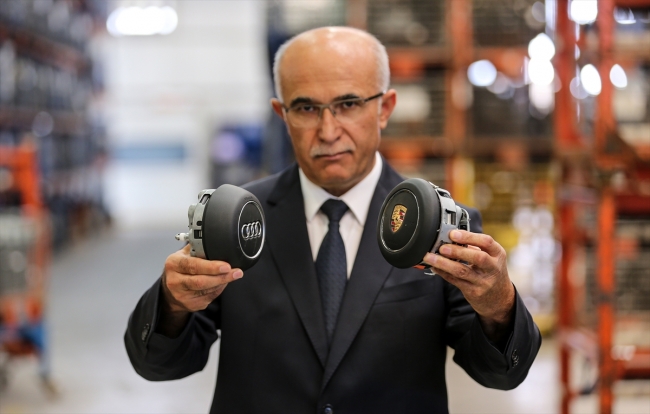 Bursa'da Bentley ve Porsche için parça üretiyorlar