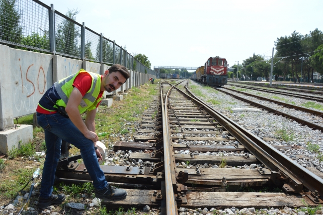 Tren teşkil görevlisinin müzik aşkı