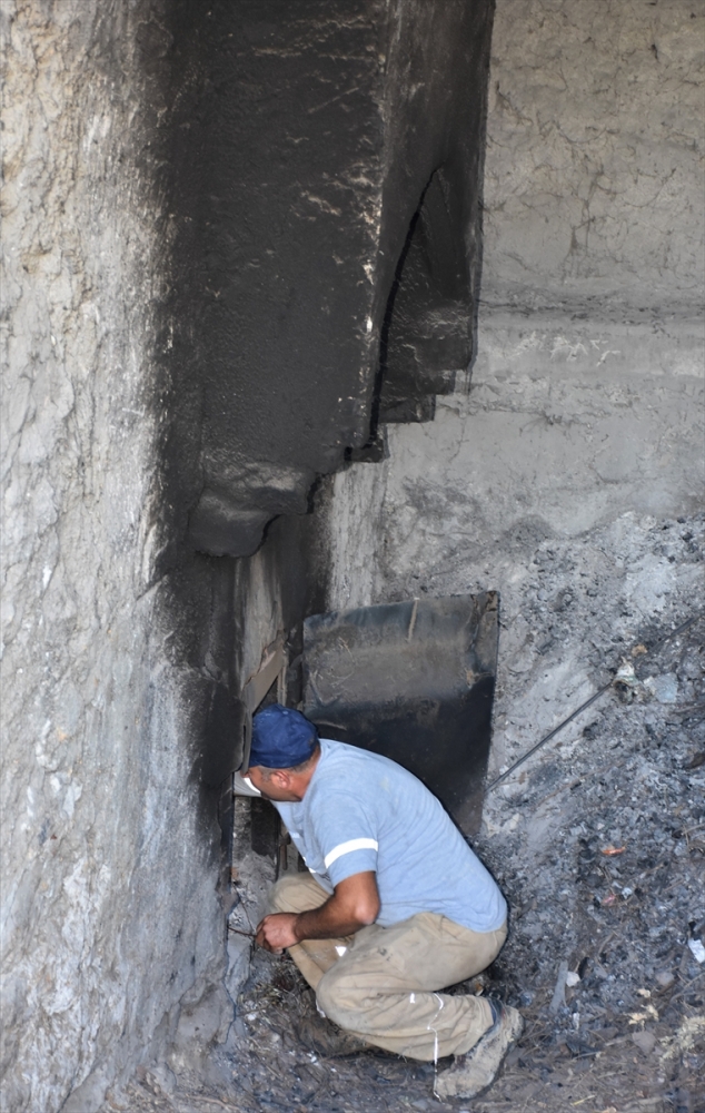 Gülümbe Köyü'nün 800 yıllık hamamına imece usulü bakım